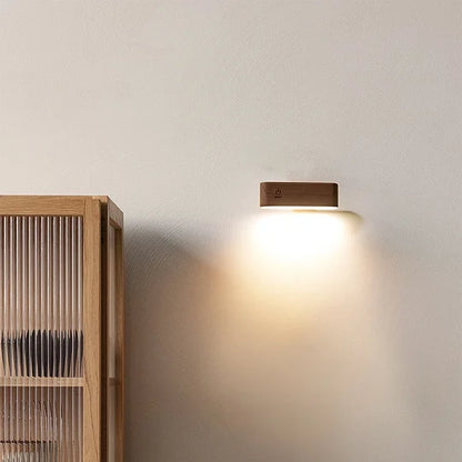 360° Wireless Wooden Lamp
